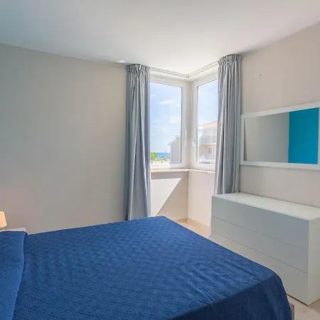 Blue Bay - Rso180 By Interhome *